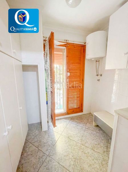 Foto 4f8d371e-97ff-4e6b-a7eb-88d2fe02e1f2. Piso  en venta en centro, 4 dormitorios. en Plaza Castelar - Mercado Central Elda