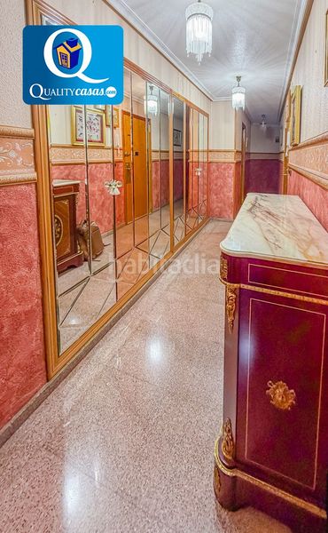 Foto 8fd8e739-4b37-4ca4-bd2f-6ac625cad58f. Piso  en venta en centro, 4 dormitorios. en Plaza Castelar - Mercado Central Elda