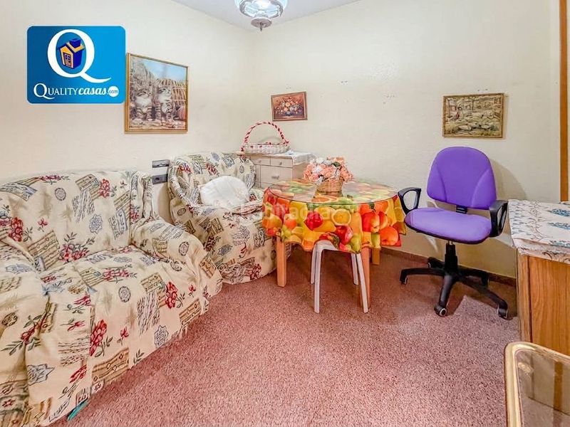 Foto d822c0ff-e80e-4a86-ac72-bc39b8dd96e6. Piso  en venta en centro, 4 dormitorios. en Plaza Castelar - Mercado Central Elda