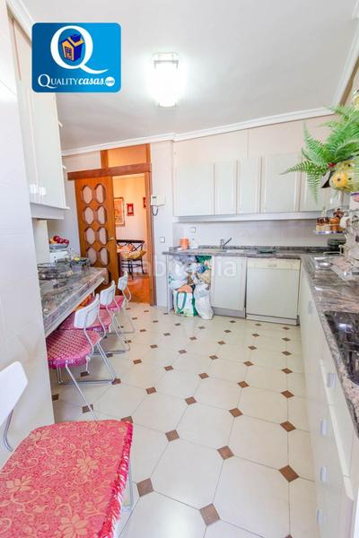 Foto 037d358d-0d02-4a27-907d-2d12784d3470. Etagenwohnung mit heizung parking in Goteta Alicante