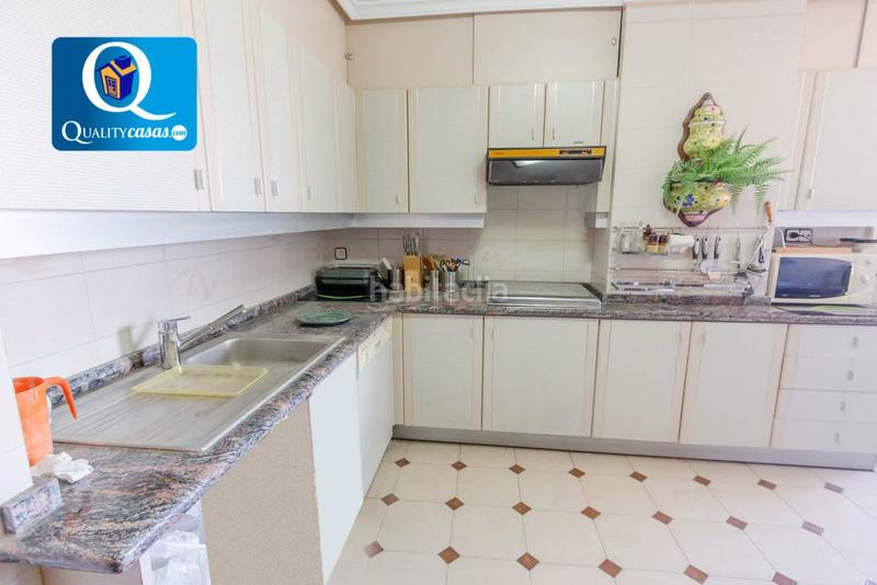 Foto 557862fd-b8e6-4d90-b3ea-bfe0a6f99f4c. Etagenwohnung mit heizung parking in Goteta Alicante