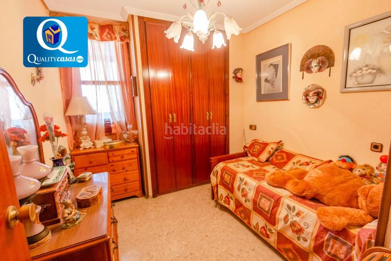 Foto a6168d17-e09e-4e53-bbb5-79044968c901. Etagenwohnung mit heizung parking in Goteta Alicante