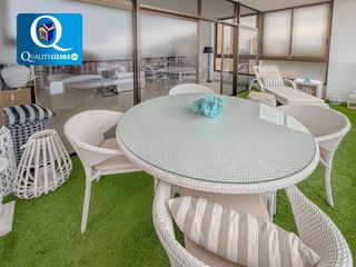 Etagenwohnung in Playa Poniente. Piso en venta en playa poniente, 4 dormitorios.