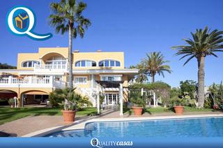 Chalet à Cabo de las Huertas. Chalet en venta en cabo de huertas, 6 dormitorios.