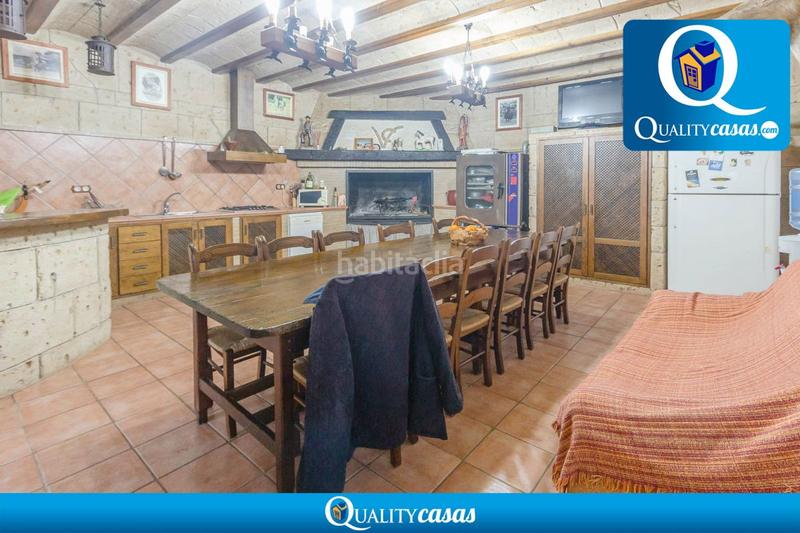 Foto 05e444b2-2fff-4e15-b3cc-814048cdb993. Xalet amb aparcament a Jubalcoi Elche / Elx