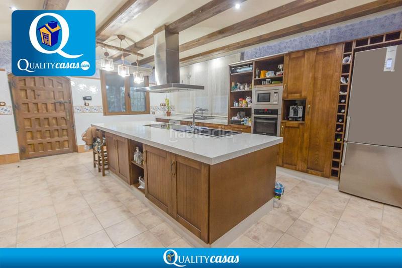 Foto 604c0d4c-e599-4af2-b3f2-2924a50b6c99. Xalet amb aparcament a Jubalcoi Elche / Elx