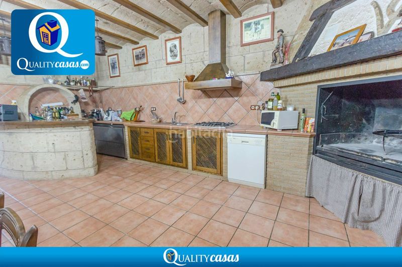 Foto c5606c3d-937d-4803-abae-658a9bb937e2. Xalet amb aparcament a Jubalcoi Elche / Elx