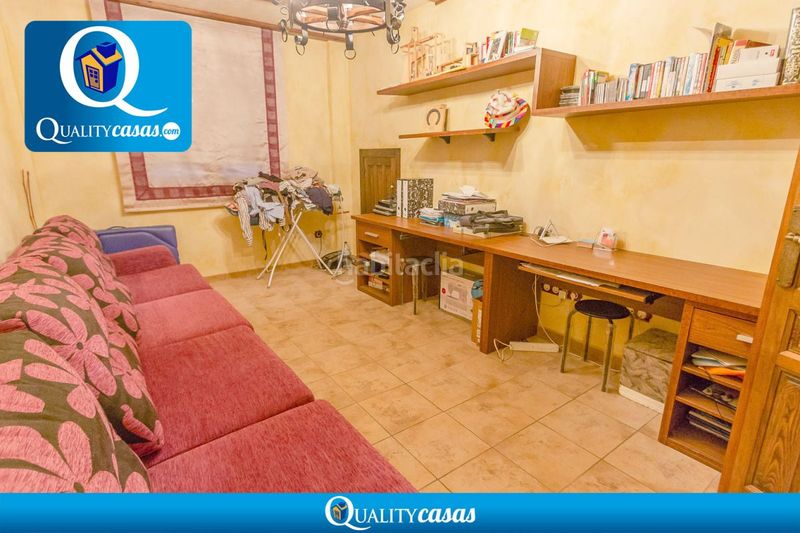 Foto e3e74d3a-7f4d-4bc0-b0f2-aaadf29b78d4. Xalet amb aparcament a Jubalcoi Elche / Elx