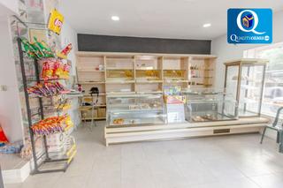 Geschäftsraum in Carolinas Bajas. Local comercial a la calle en venta en campoamor.