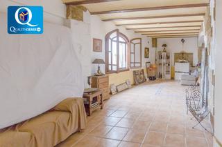 Casa a Crevillente. Casa en venta en crevillent, 5 dormitorios.