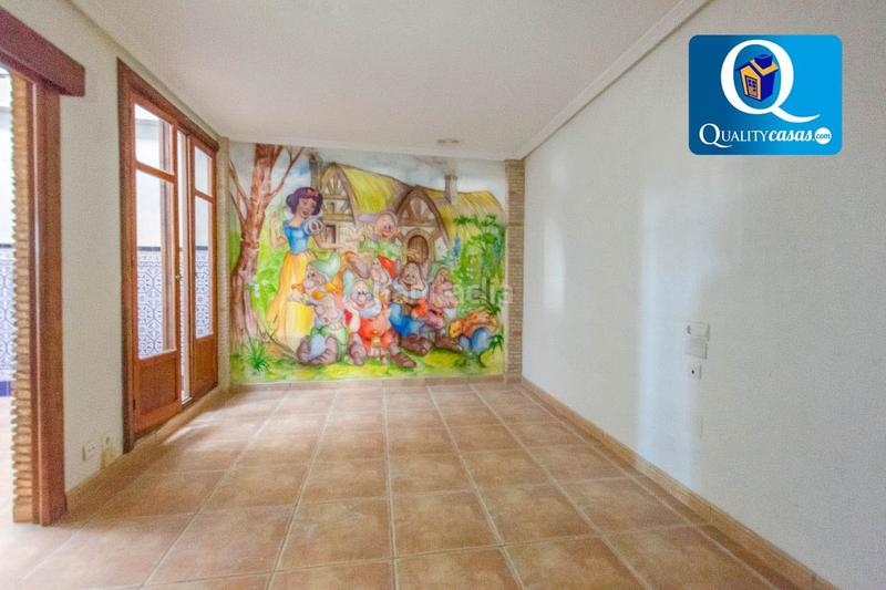 Foto ac17dece-06b7-40cc-8b3e-cef655ae0f52. Chalet avec parking dans Albatera