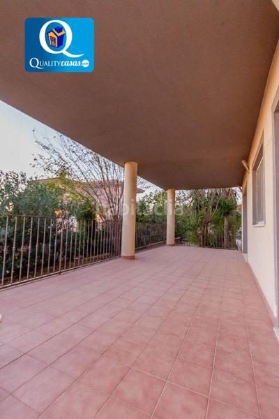 Foto 6475f137-c1a8-4391-b60a-e4fc69fc87e0. Alquiler chalet  en alquiler , 4 dormitorios. en Busot