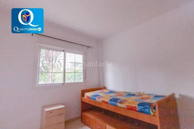 Foto d32a228d-6b44-4587-81a9-17174cb77fa4. Alquiler chalet  en alquiler , 4 dormitorios. en Busot