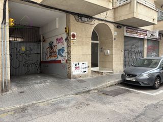 Lloguer Aparcament cotxe a Es Camp Red�. Garaje en s�tano en sescorxador