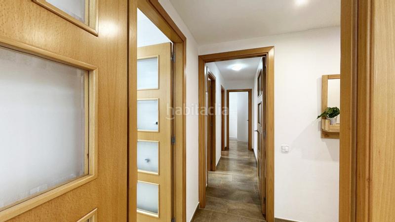 Foto b3769260-5258-4fb0-80ac-88ab8d040ac1. Piso vivienda con plaza de garaje en excelente ubicación en Roca del Vallès (La)