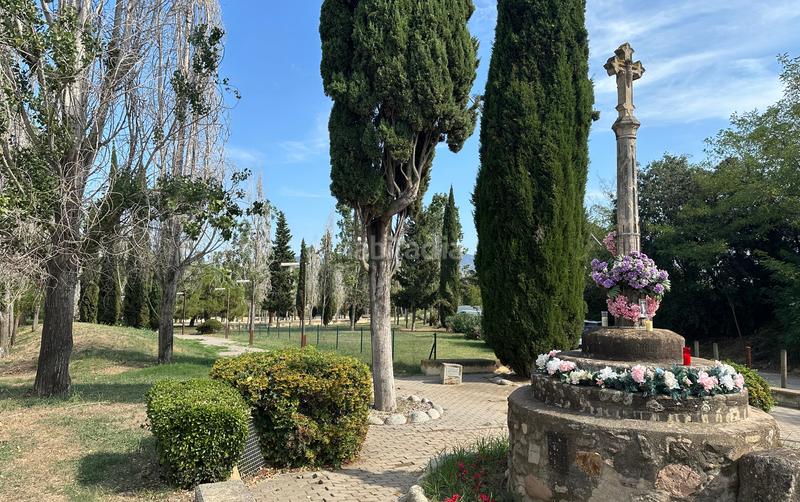 Foto f2c72374-c881-4798-baf5-4597f2bbd53e. Piso vivienda con plaza de garaje en excelente ubicación en Roca del Vallès (La)