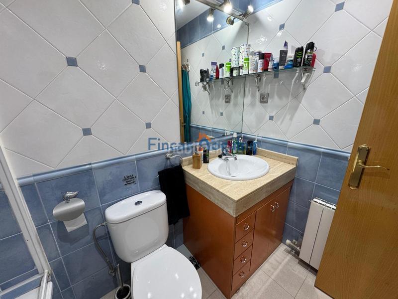 Foto e64e263a-0843-426e-bbe0-a3b375dac465. Casa adosada en Can Rull Sabadell