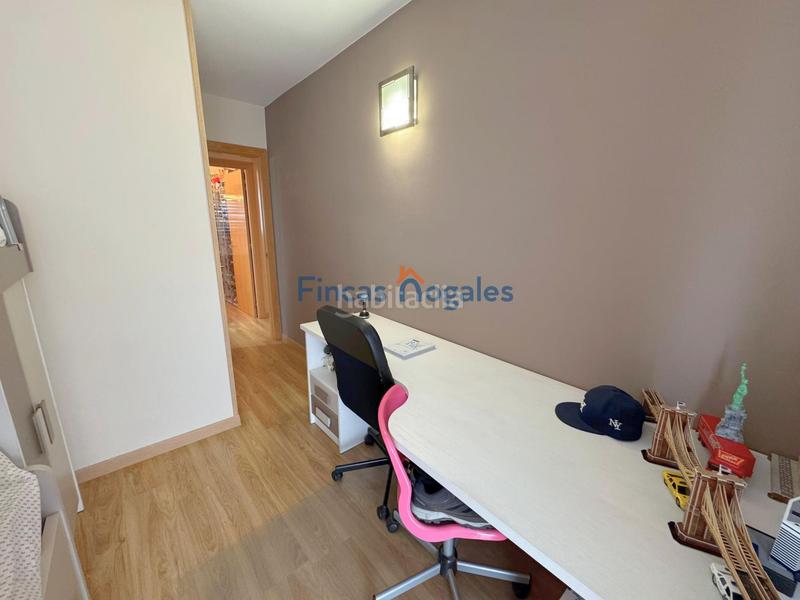 Foto 3c90fc63-235f-4a95-a798-200d59116c44. Semi detached house with heating parking in Can Rull Sabadell