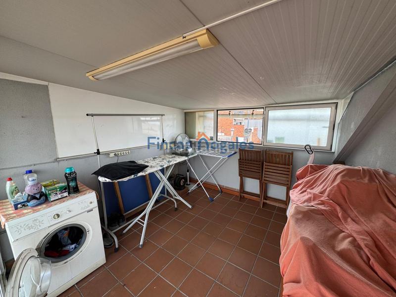 Foto 75daf486-0e9e-44f5-81cc-8fc3576aa36f. Semi detached house with heating parking in Can Rull Sabadell