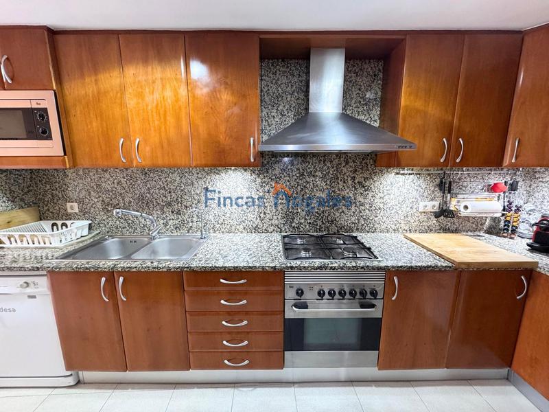 Foto e91d92ef-2443-4354-b98f-ea4cf27c5ab3. Semi detached house with heating parking in Can Rull Sabadell