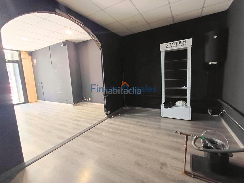 Foto c806e94f-ec65-4c76-9e02-0e6482dc9d26. Local comercial en Can Rull Sabadell