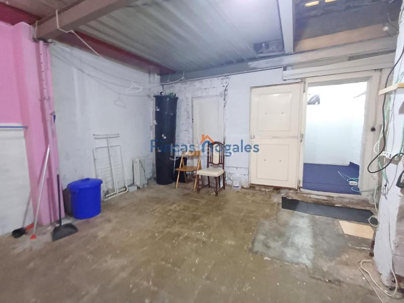 Foto c7c9b2e0-7f67-4876-b1b4-63de7d5e913e. Local comercial  de 117 m construidos en Sabadell