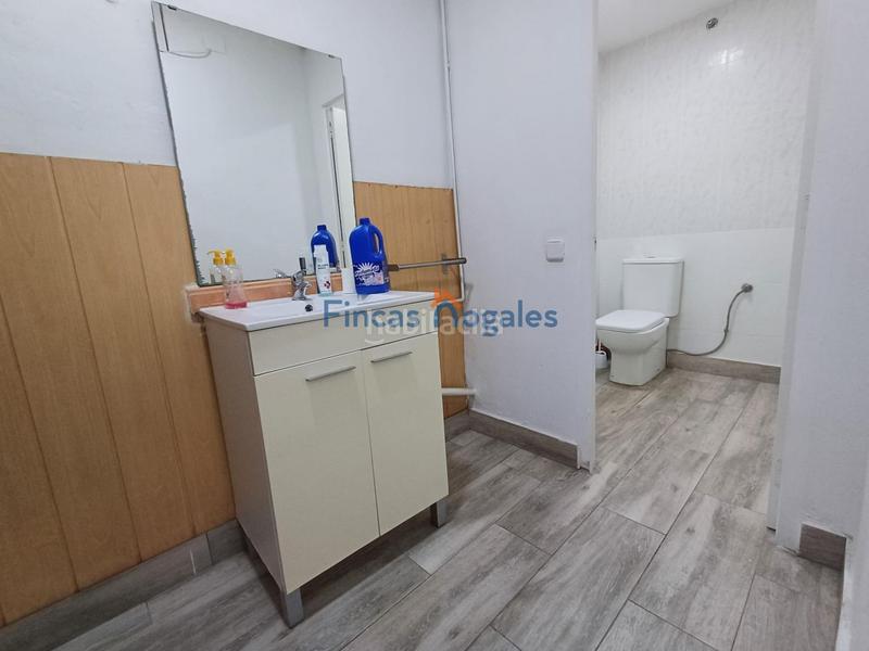 Foto e227afeb-f53c-4ea3-b777-53fd94742d58. Local comercial  de 117 m construidos en Sabadell