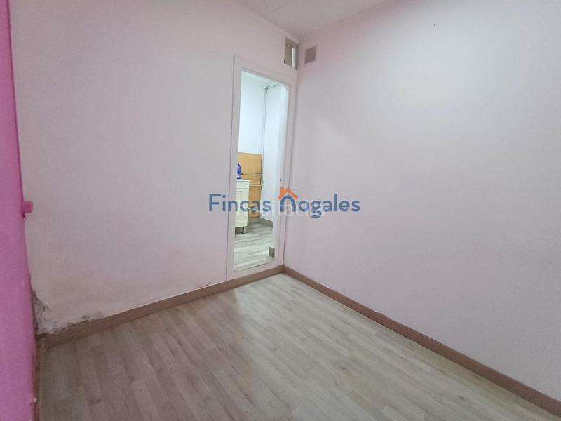Foto fd1bfbef-296c-4495-9965-aa8143264eab. Local comercial  de 117 m construidos en Sabadell
