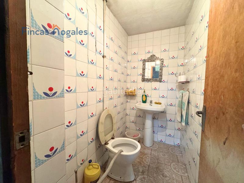 Foto 03efb1d2-7ae6-4776-b0d0-a67ac1fe4dde. Local comercial a Can Rull Sabadell