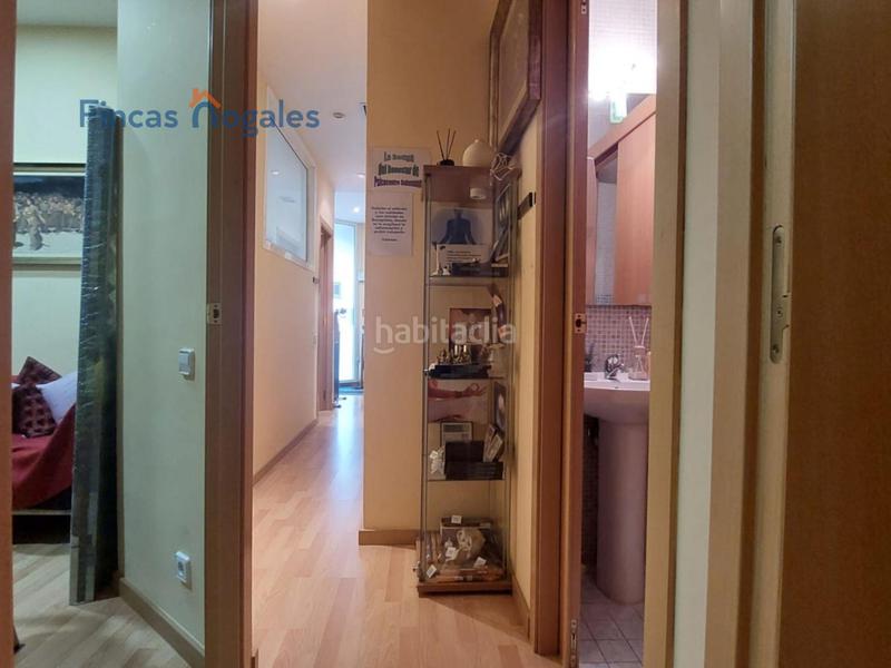 Foto 29967f1b-b061-4fdf-9457-ac48e0d7b5e1. Local comercial a Creu Alta Sabadell