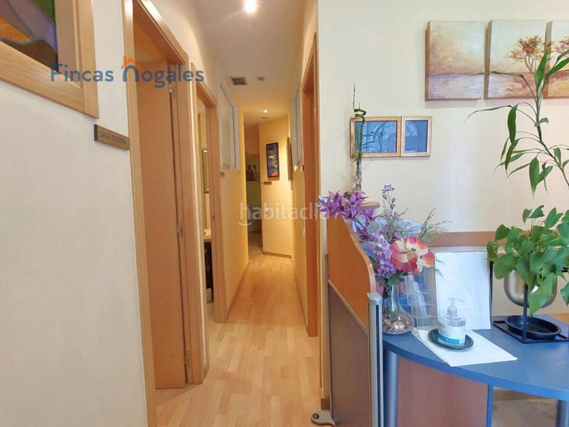 Foto 92ce2e81-f9f4-4fdb-bbd5-9cba24c62430. Local comercial a Creu Alta Sabadell