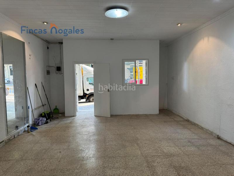 Foto 07cbf1bf-c609-4731-8890-4687c7eb0a19. Alquiler local comercial local en alquiler carretera de terrassa en Sabadell