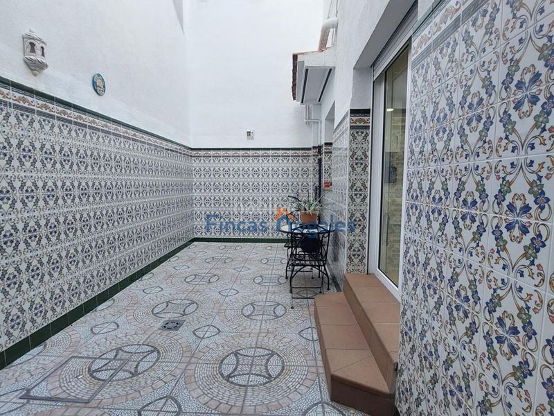 Foto 1083e7b0-4d28-4b38-80e3-a711f699adb7. Casa adossada a La Plana del Pintor Sabadell