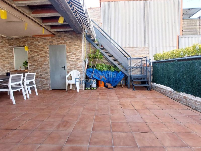 Foto d70d38d7-4c4c-41be-941e-ff44fb1e7161. Casa adossada a La Plana del Pintor Sabadell