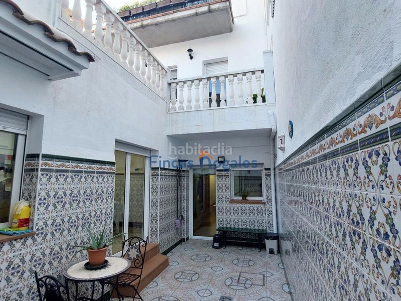 Foto dcbc13d2-bcce-4177-a983-888697b9d128. Casa adossada a La Plana del Pintor Sabadell