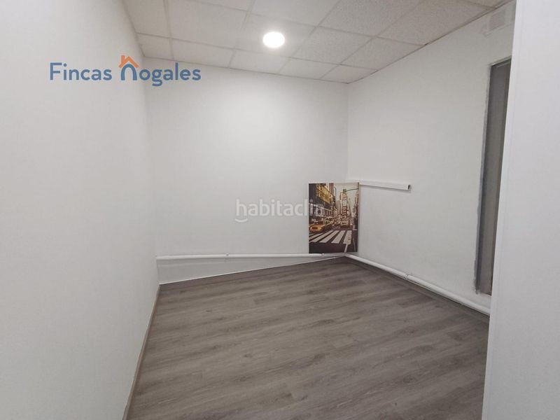 Foto 8b0c5f1c-6257-4455-a0d6-d88086d22416. Local comercial a Can Rull Sabadell