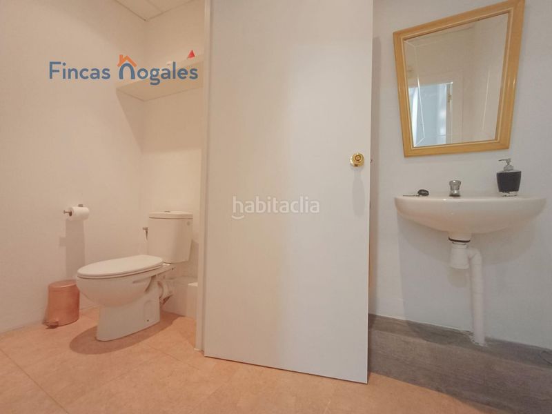 Foto 92c6a1bd-3174-40da-9108-0ee796e3ee2e. Local comercial a Can Rull Sabadell