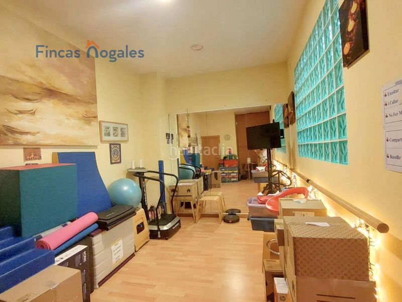 Foto 2f367143-70f7-42d4-87ce-70fc07c69d2a. Local comercial a Creu Alta Sabadell