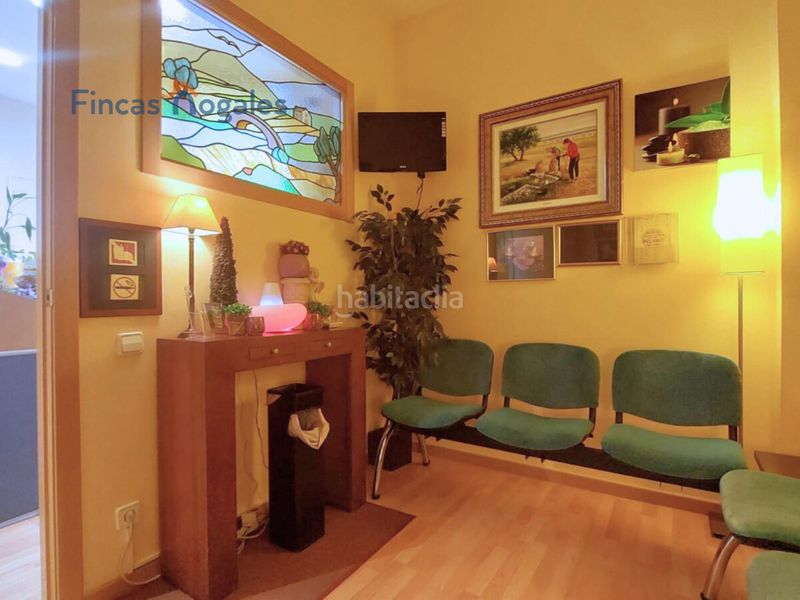 Foto 3c95e229-bc52-4214-bfbf-73cb82273607. Local comercial a Creu Alta Sabadell
