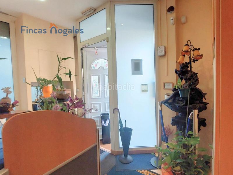 Foto 912ed76f-eb94-4dbc-a9e3-b0985f9670c0. Local comercial a Creu Alta Sabadell