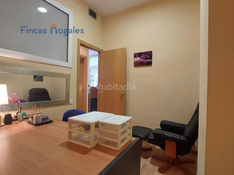Foto b52627b1-f003-45e1-8407-ba8c5b814775. Local comercial a Creu Alta Sabadell