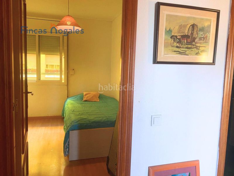 Foto 323e85c1-bbb0-4054-9dca-89e60f6c8197. Pis a Canyelles Barcelona