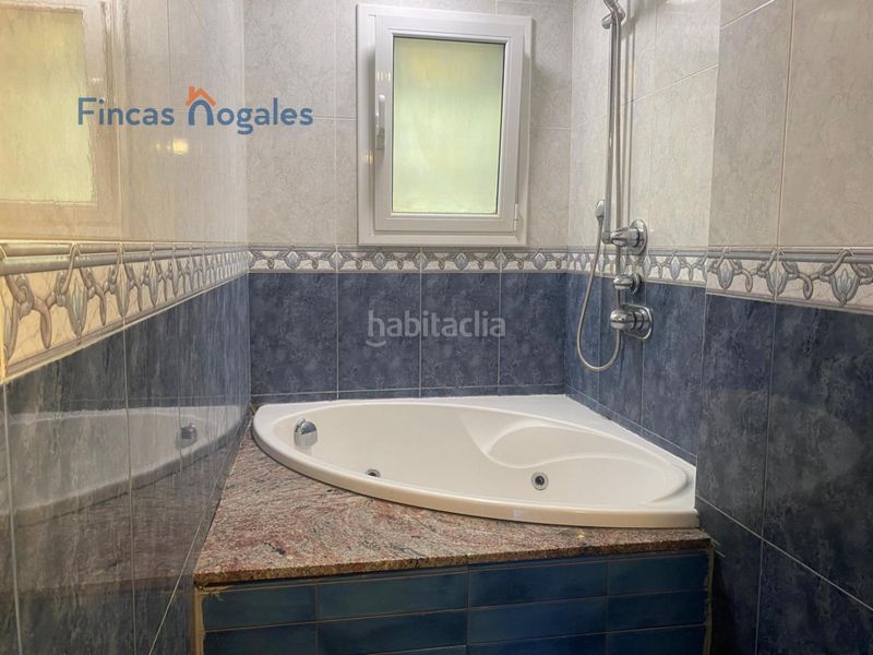 Foto 76a78195-4b7d-4ee2-9086-23b2e69119d5. Pis a Canyelles Barcelona