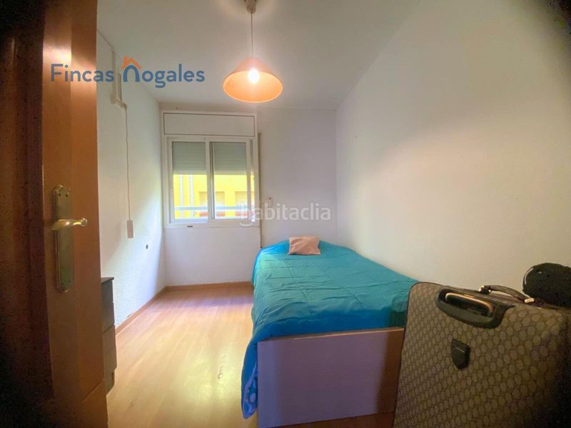 Foto d859d834-fa36-49cc-8e16-dc8c61a51cce. Pis a Canyelles Barcelona