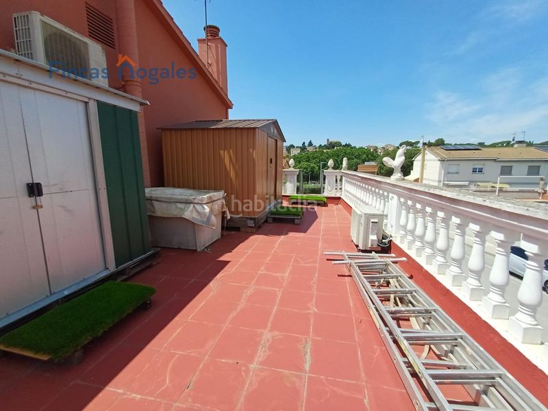 Foto 9c932418-5a6a-4886-929f-f640aadb352e. Casa amb calefacció aparcament a Polinyà