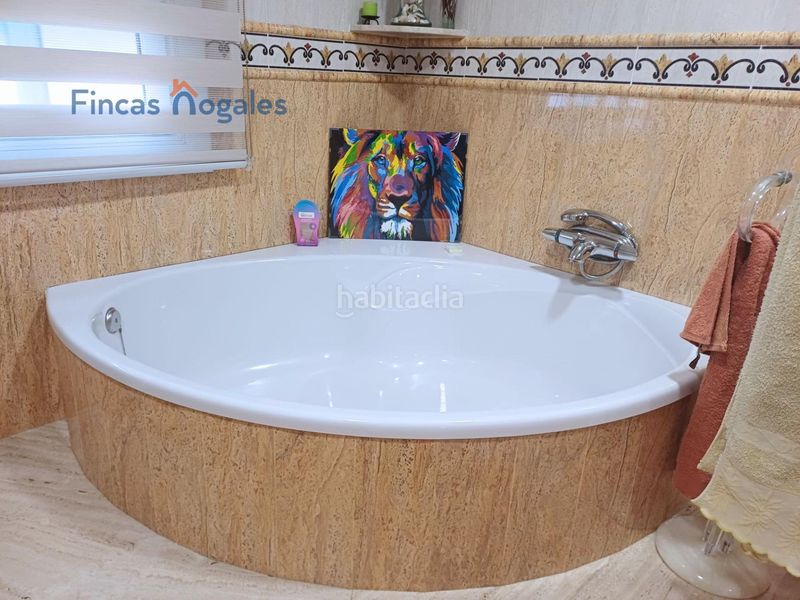 Foto f8fb36c7-1c96-4b97-8c08-a7133d821901. Casa amb calefacció aparcament a Polinyà