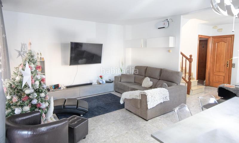 Foto 78a9e6cd-1abb-42af-9bb5-86f296c4651b. Semi detached house with heating parking pool in Torrent Ballester Viladecans