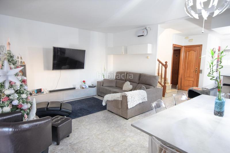 Foto bf497b74-88a2-4398-8398-d13acfb9641d. Semi detached house with heating parking pool in Torrent Ballester Viladecans