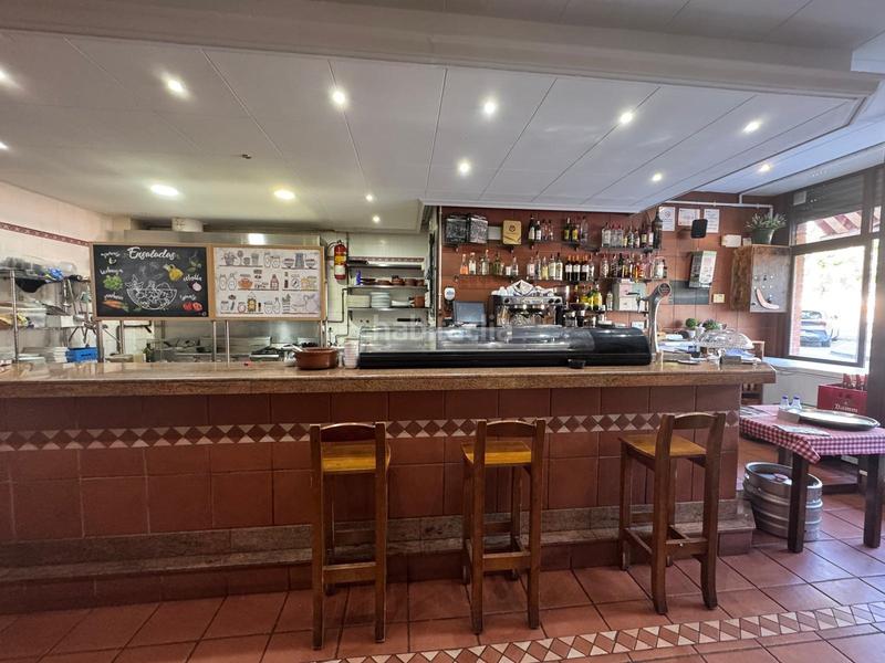 Foto 692e7a89-837e-4e52-950d-9ffacc01b731. Alquiler local comercial bar restaurante en traspaso en Can Vinader en Castelldefels