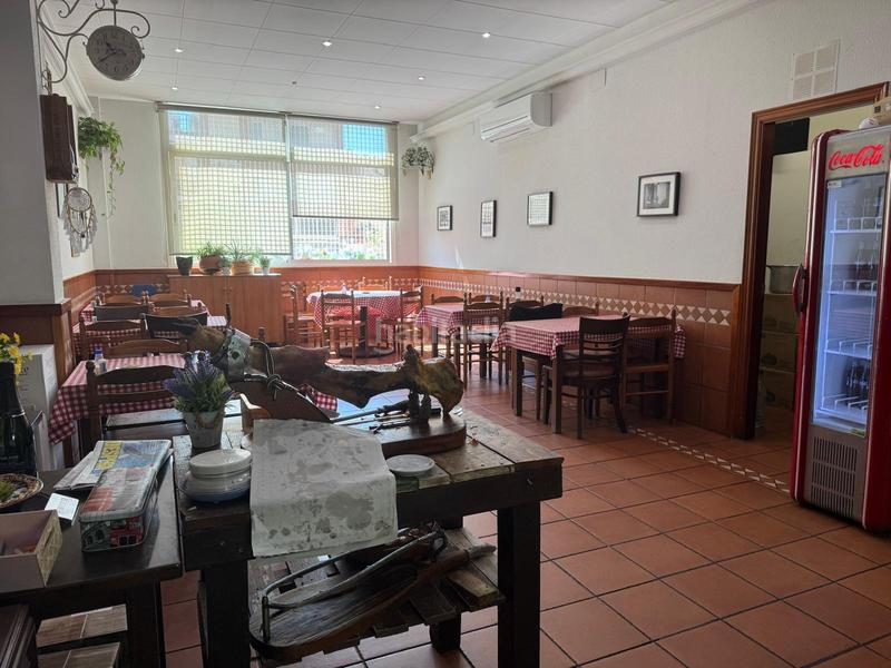 Foto 8a38e7de-ff81-4689-b471-622b3873272f. Location local commercial dans Can Vinader Castelldefels